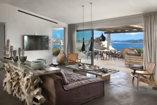 living room with a view - Salotto con vista - Wohnzimmer mit aussicht